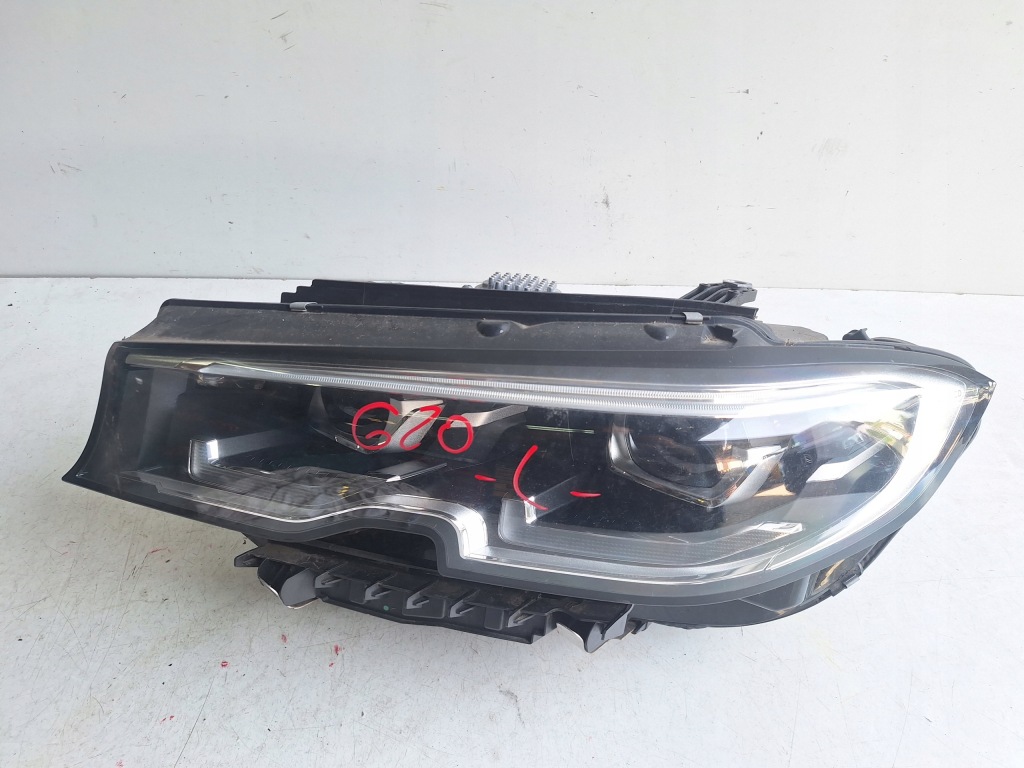 фото №1, Bmw 3 g20 19-22 лампа левая led uk 9481703