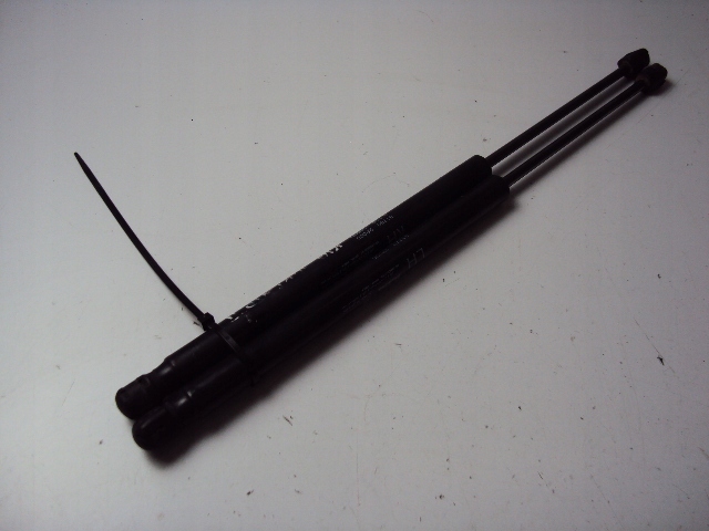 фото №1, Амортизаторы крышки задняя kia sorento ii 2009-