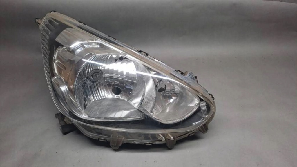 фото №1, Лампа перед права mitsubishi space star ii anglik