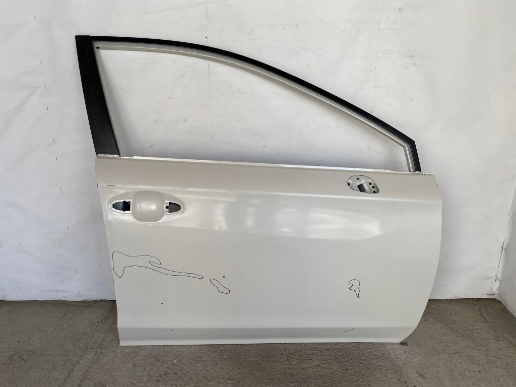 фото №1, Subaru xv ii impreza v 2017r- дверь передние правое перед