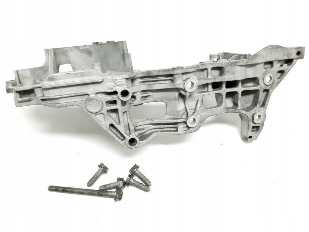 Vw passat b8 1.6 tdi dcx 04l903143d кронштейн генератора в Україні