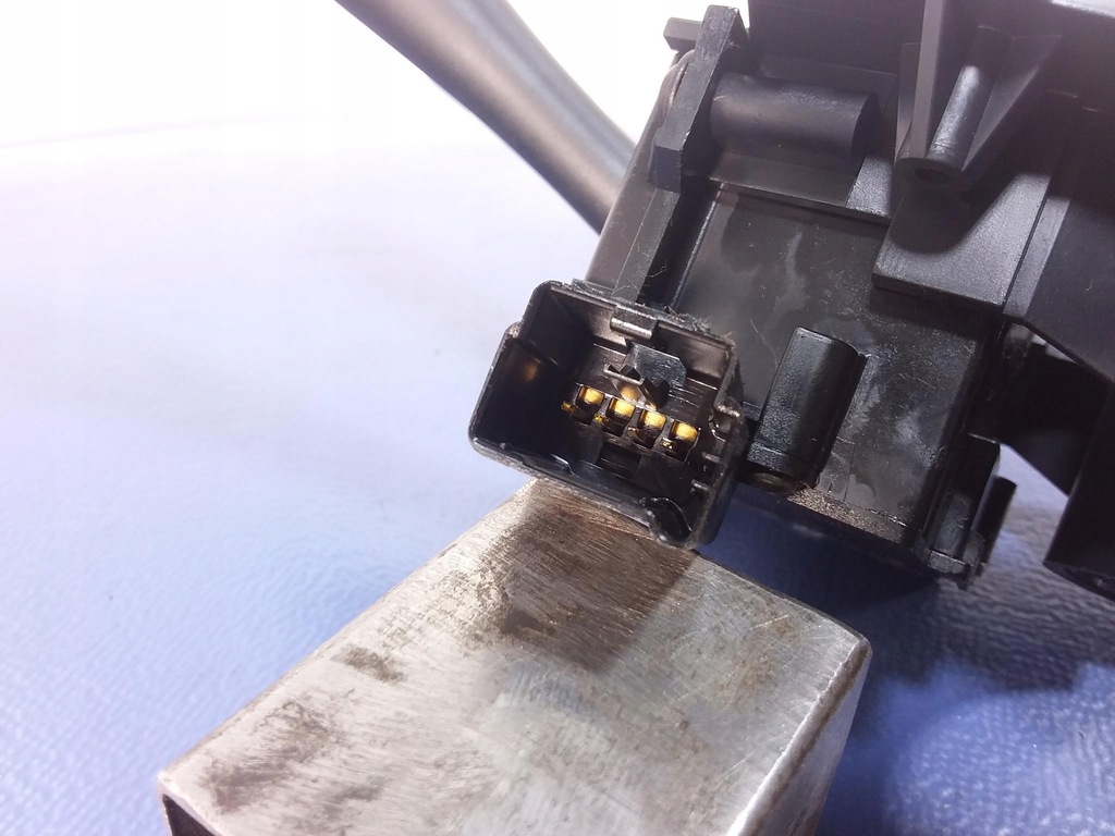 фото №6, Caravan voyager iv переключатель рычаг 04685922ab