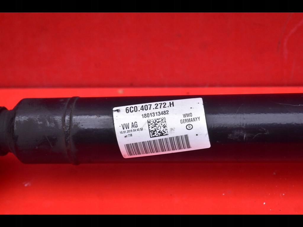 Приводной вал правая перед механическая коробка передач 6c0407272h skoda fabia 3 3 1.0 mpi 110 km 18-21 Недорого