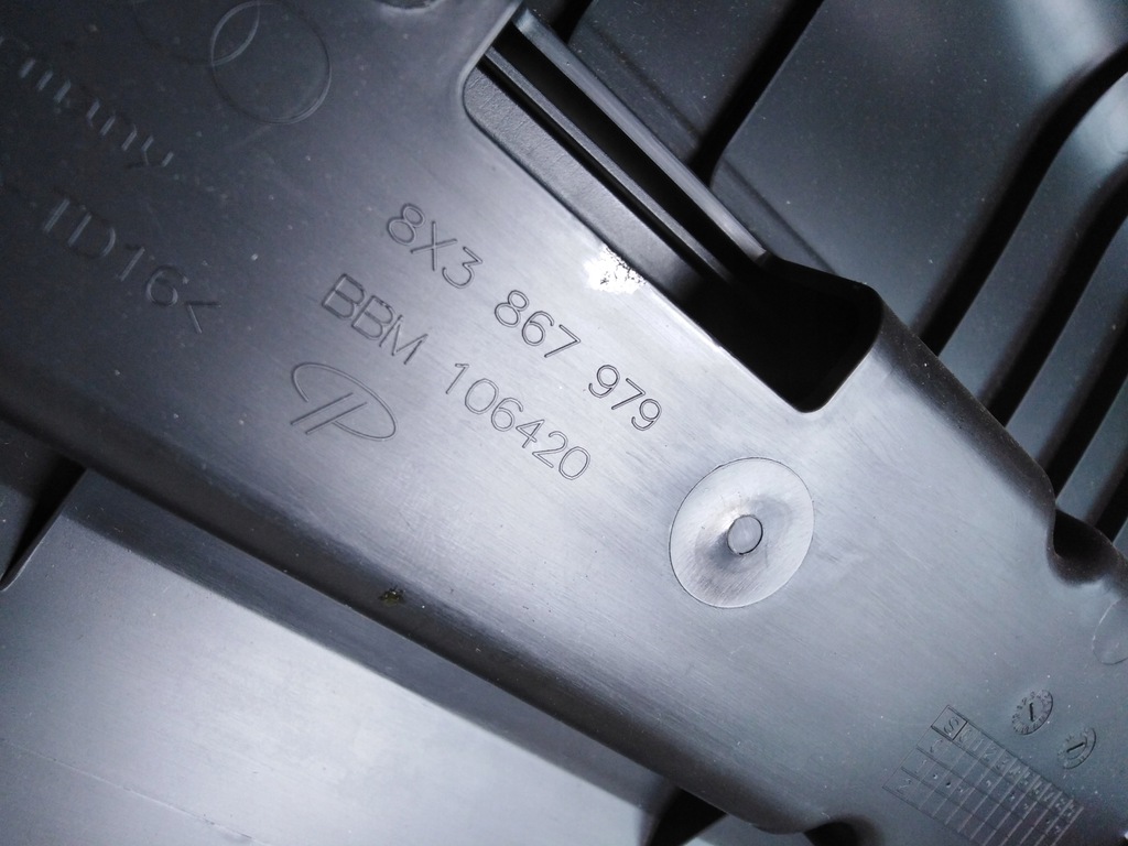 фото №9, Audi a1 8x 3d обивка крышки багажника комплект eu