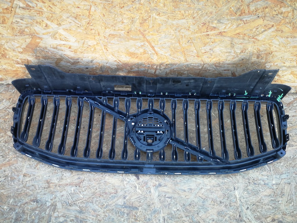 фото №10, Volvo xc60 ii 17- решётка радиатора решётка радиатора решётка бампера перед камера 31457465