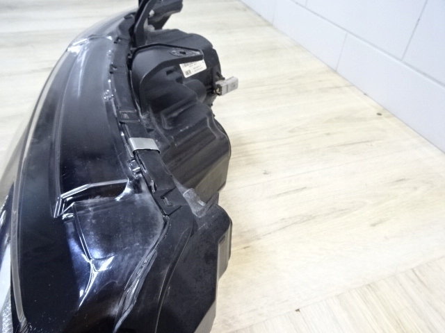 Фара правий outlander рестайлінг  full led ecm921-21e20 Зі Шроту