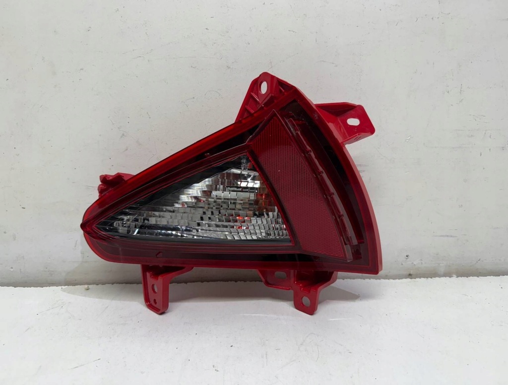 фото №1, Kia sportage 5 v лампа левая задняя противотуманная 92405r2000 20240329