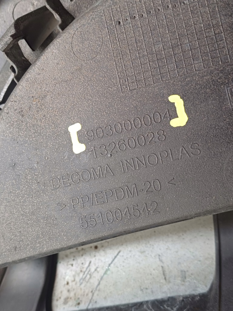 Решётка радиатора решётка радиатора бампера перед opel vectra c lift 05-08 Недорого