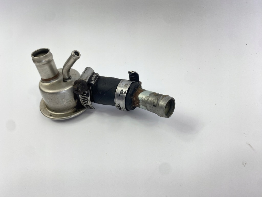 Гаситель давления впрыска топлива mercedes r107 w123 0004760016 0280161010 Оригинал