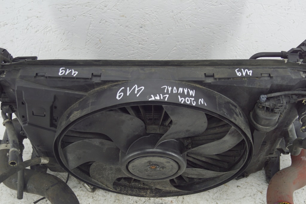 Радиатор вентилятор mercedes w204 2.2cdi рестайлинг  aut Недорого