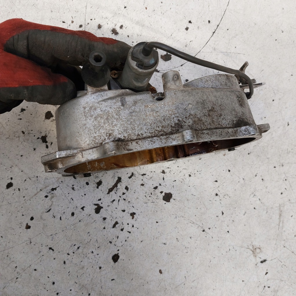 фото №5, Audi a4 b6 2,0fsi корпус насоса вакуум 06d103530k