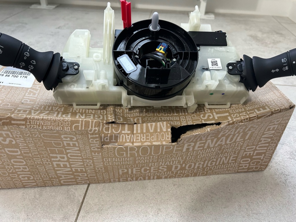 фото №2, Переключатель комбинированный renault megane iii