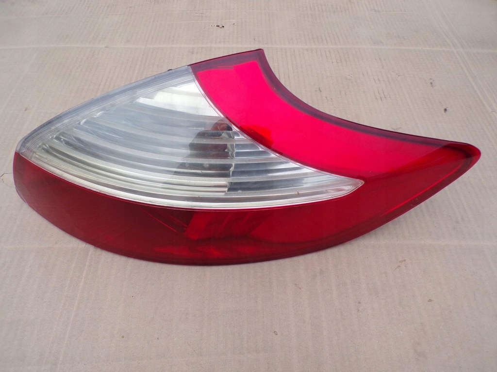 фото №6, Лампа правый задняя 265500007r renault megane iii hb