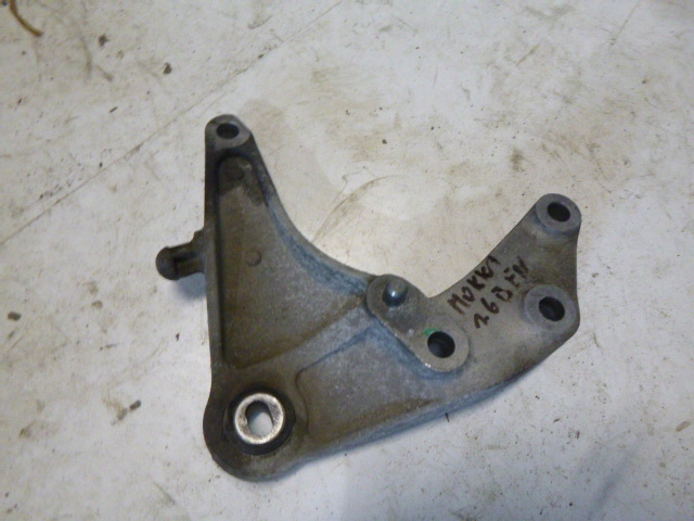 фото №1, Opel mokka mokka x кронштейн коробки передач