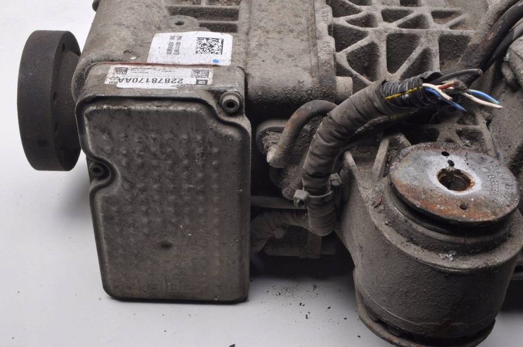 Купить Opel insignia a дифференциал дифференциал 22878170aa 22896611 2.0bt cdti hb5 дверь