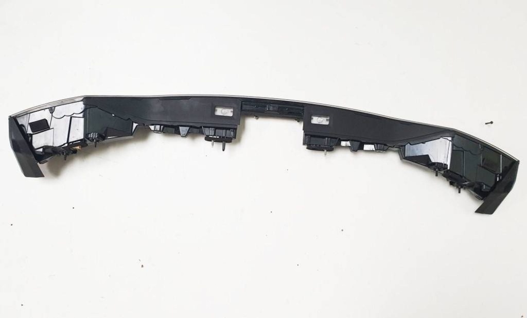 фото №11, Audi q4 sportback e-tron 2022r лампа накладка крышки задняя