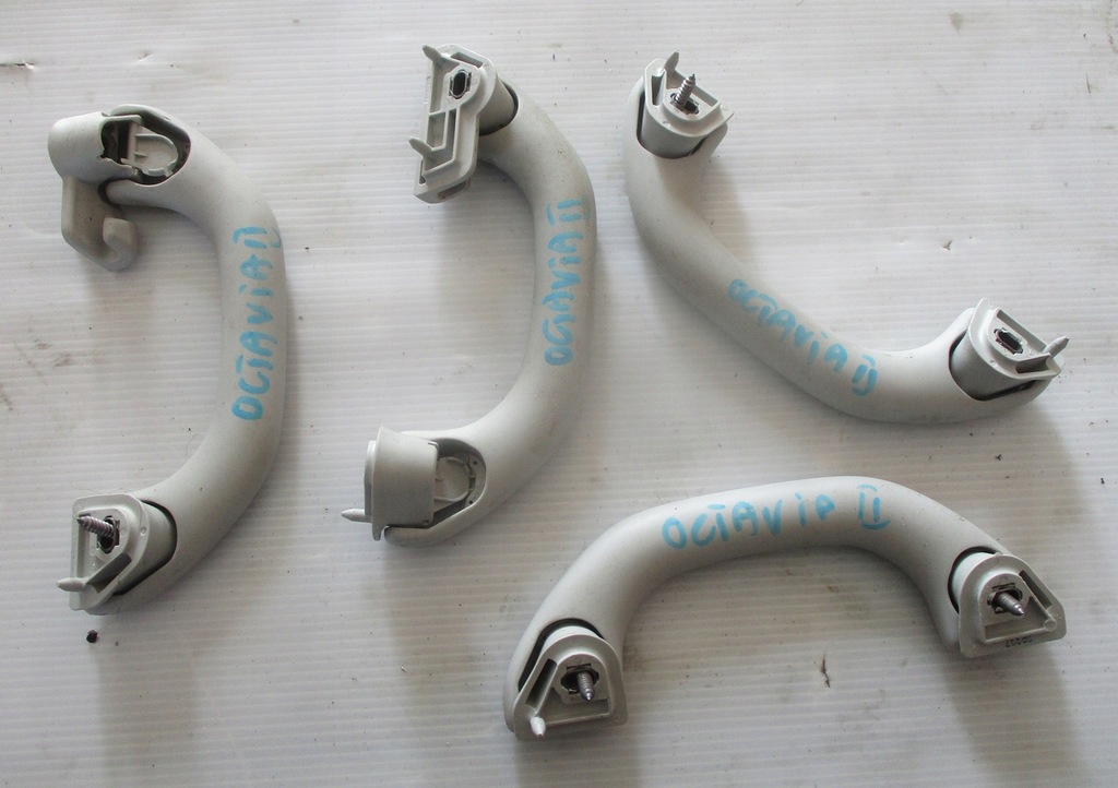 фото №1, Octavia ii lift ручка кронштейн