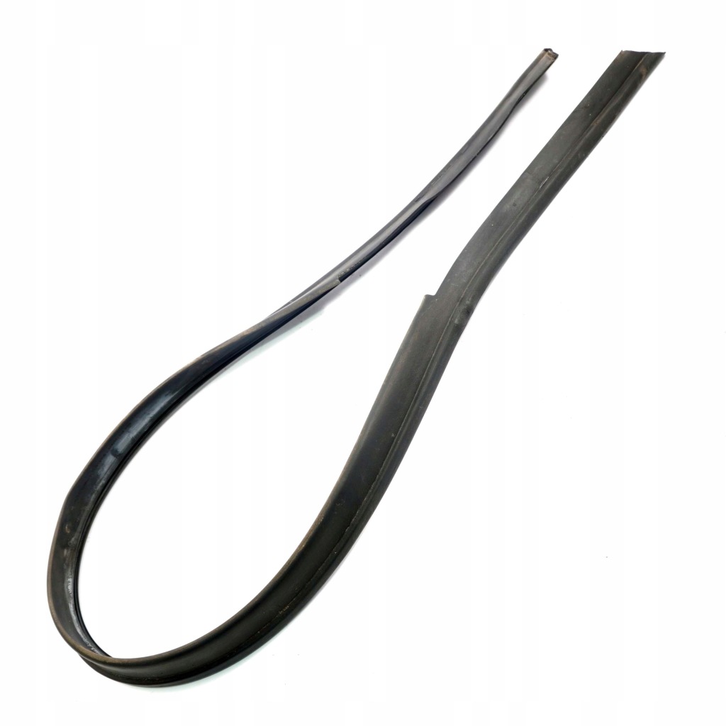 Bmw f30 f32 прокладка капот бампера перед 7255802 Оригінал