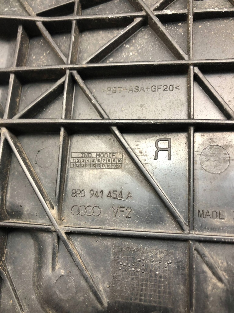 Купить Кронштейн  фары правой омыватель audi sq5 q5 8r 8r0805608b 8r0955102a