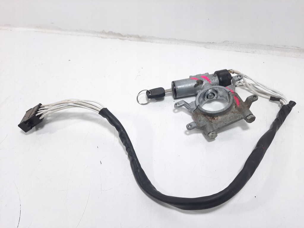 фото №7, Man 19.343 euro2 silent 10000cm3 98r замок запалювання ключ з вкладка 7pin