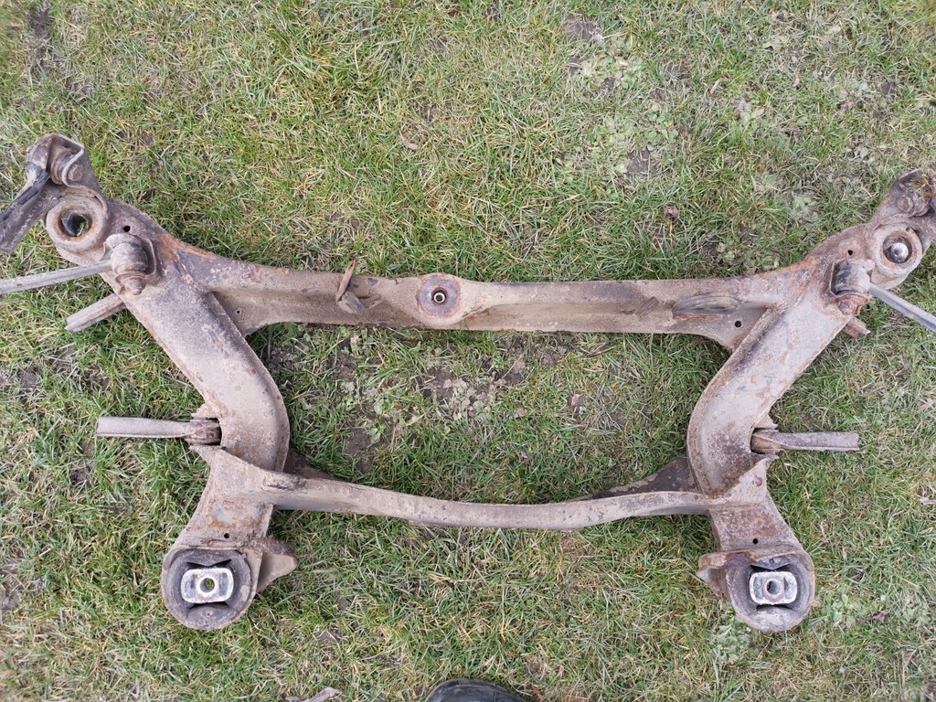 фото №8, Mercedes w124 підрамник задня підвіска балка