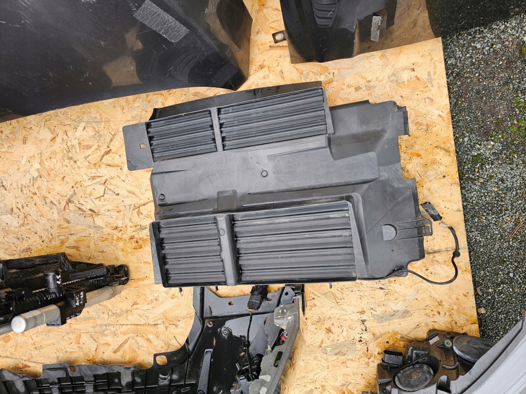 Ford focus mk3 рестайлінг  st line капот бампер фари Недорого