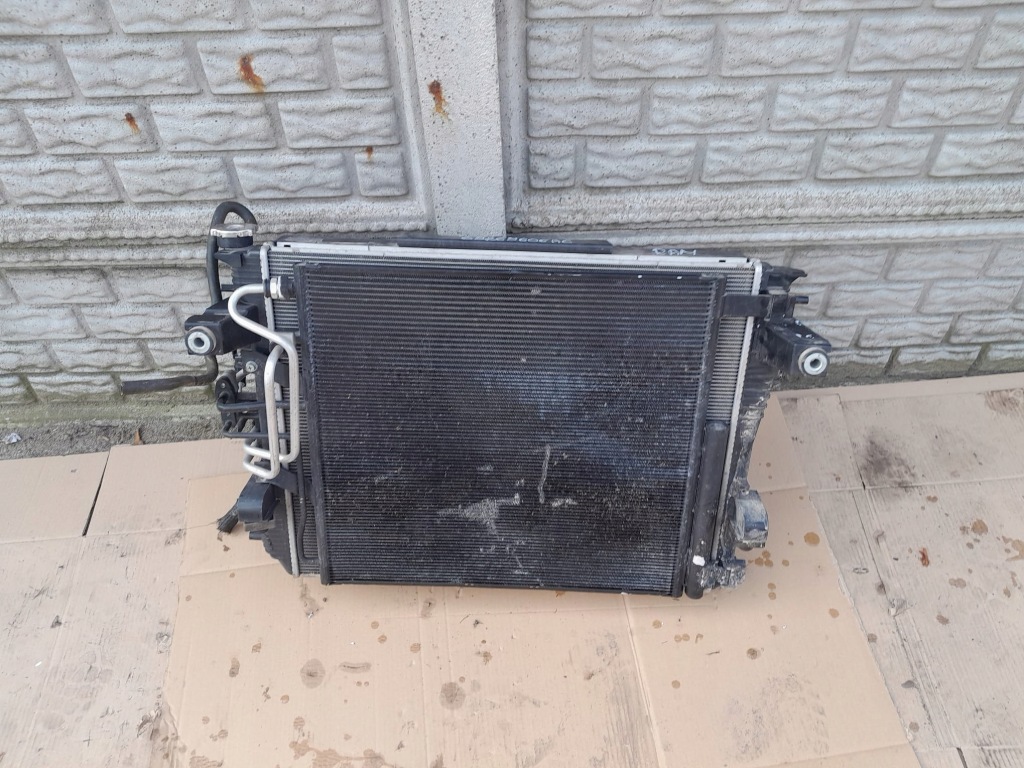 фото №1, Радиатор перед передние dodge ram 1500 5.7 hemi 68268606ac