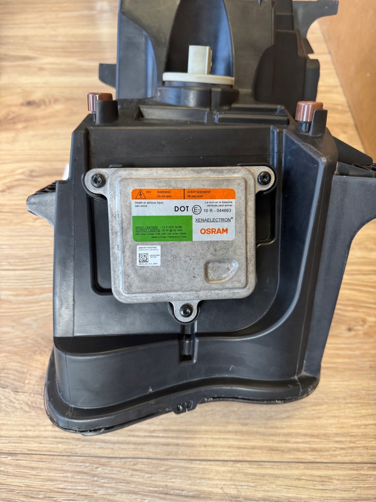 фото №7, Dodge charger лампа ксенон левая 2020+