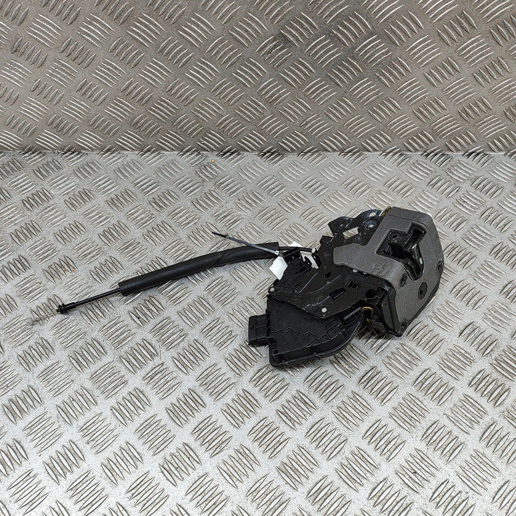 фото №2, Land rover range rover sport l494 2018 правая сторона замок дверь передних