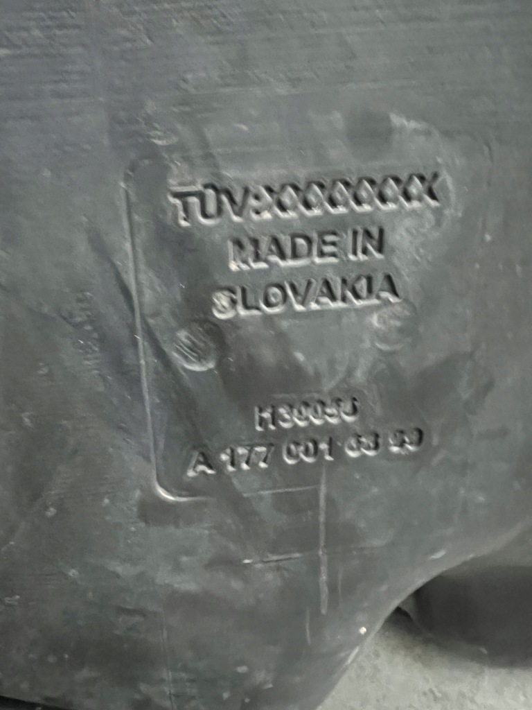 Купить Бак топлива mercedes a-klasa w177 a2474701500