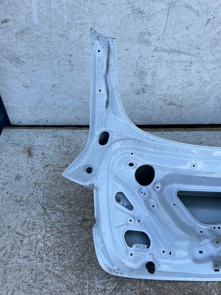 фото №14, Крышка багажника tesla 3