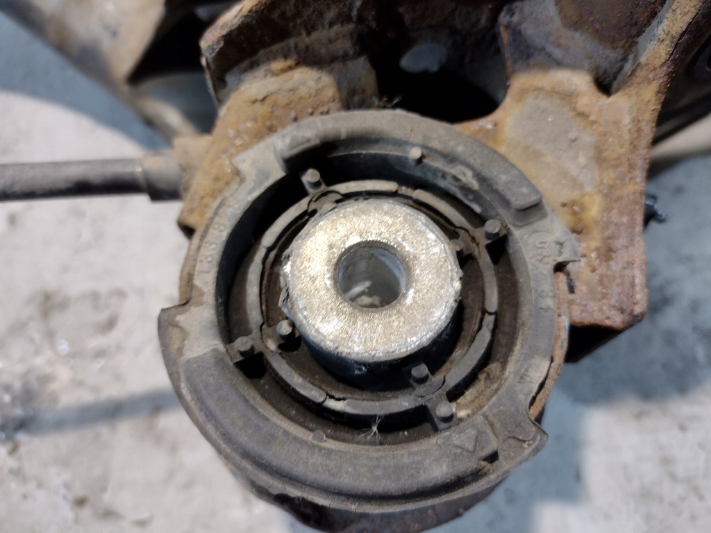 фото №15, Підрамник підрамник задня bmw e46 2.0b touring