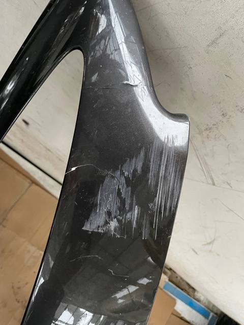 фото №2, Aston martin rapide крила правий