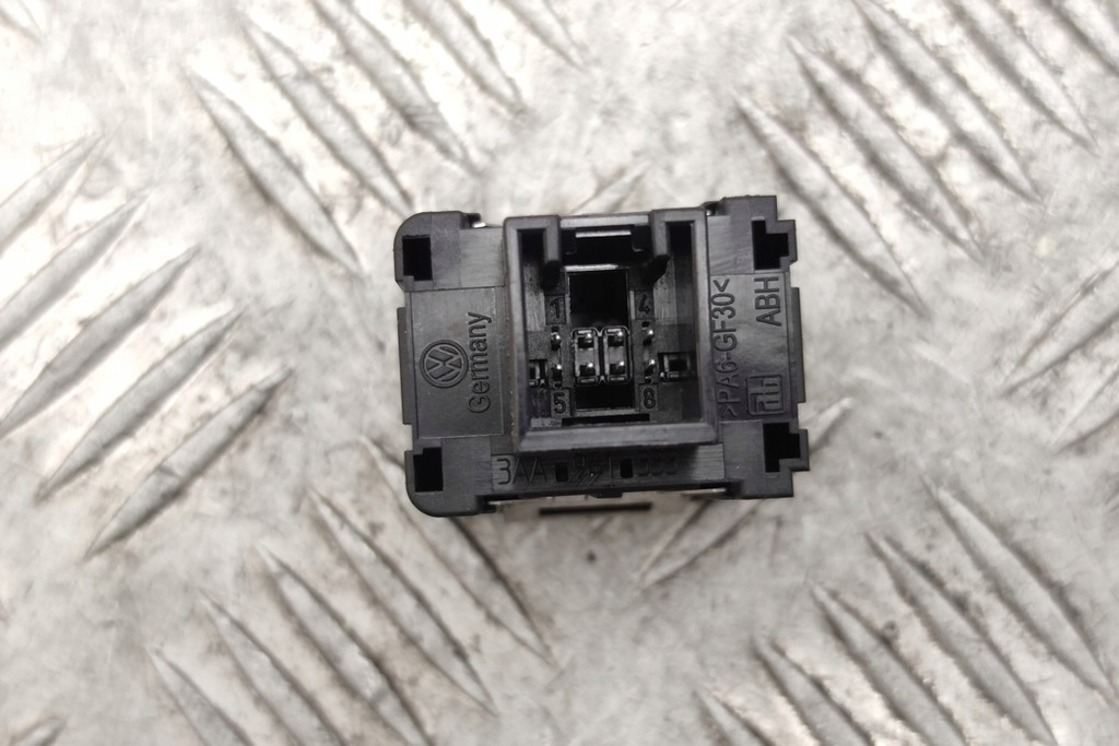 фото №7, Переключатель уровня света vw passat variant b7 365 3aa941333 2.0l