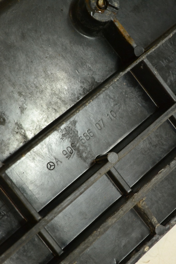 Mercedes sprinter w906 a9066860710 подножка дверь боковых правых Киев