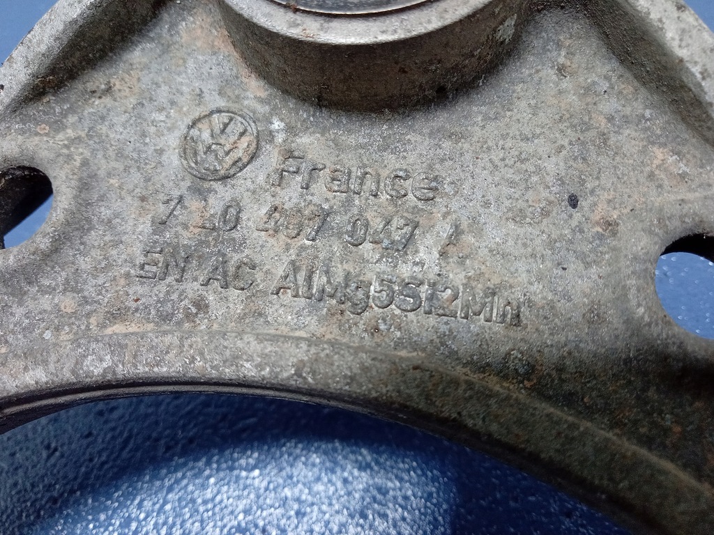 фото №5, Touareg i рычаг верхний левый передний 7l0407347a