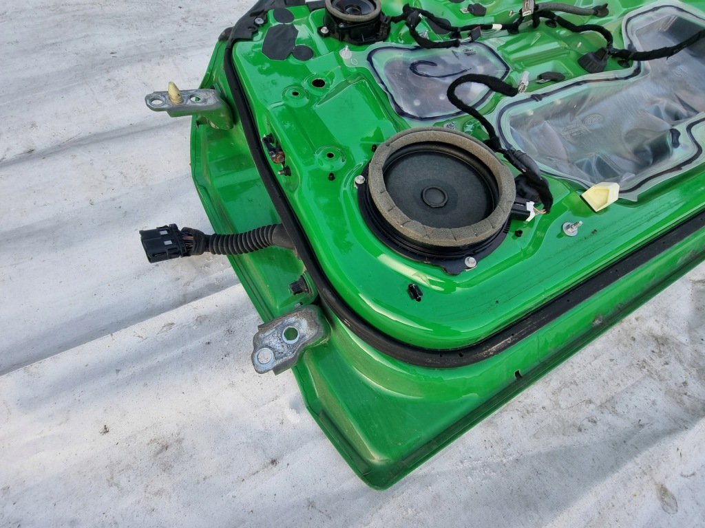 Ford mustang vi 2.3 рестайлинг  дверь правое  перед коплектная  стекло 2019- Доставка