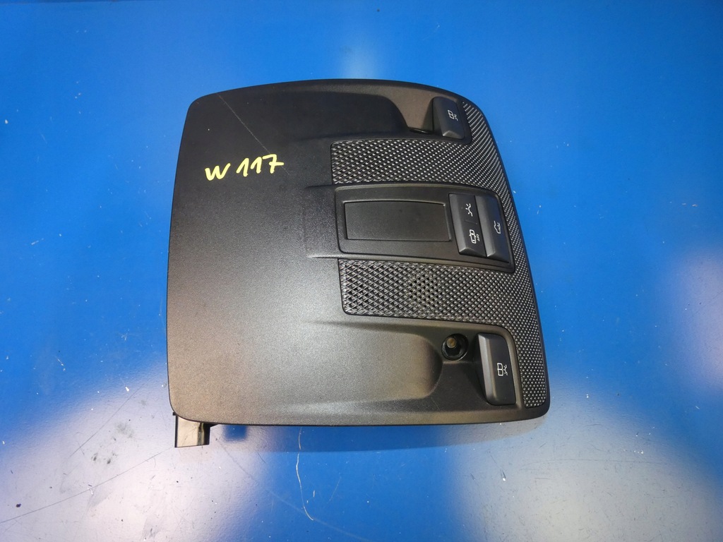 фото №1, Mercedes cla w117 лампа внутренняя кабины перед