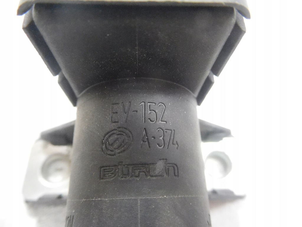 фото №8, Клапан вакуумa alfa romeo 147 оригинальный номер 46813570