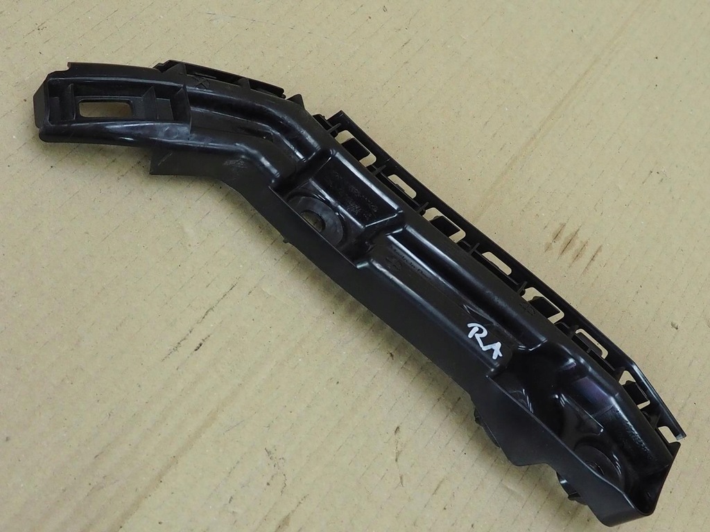 фото №1, Напрямна бампера vw t-roc задня правий 2ga807394a