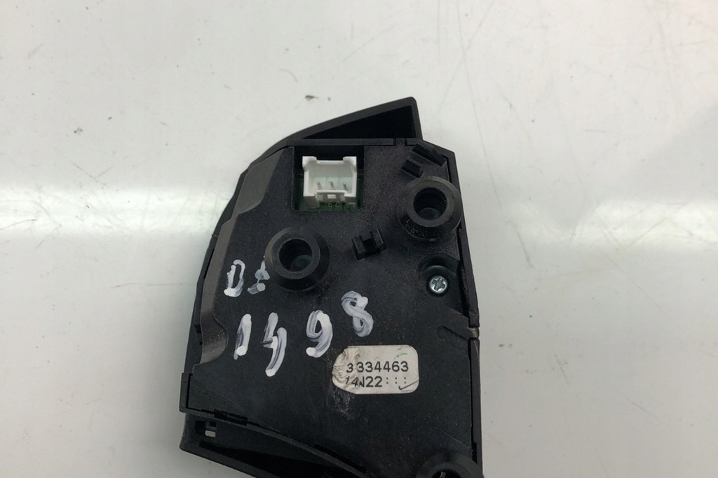 фото №1, Переключатель volvo v70 iii bw 31334463 2011