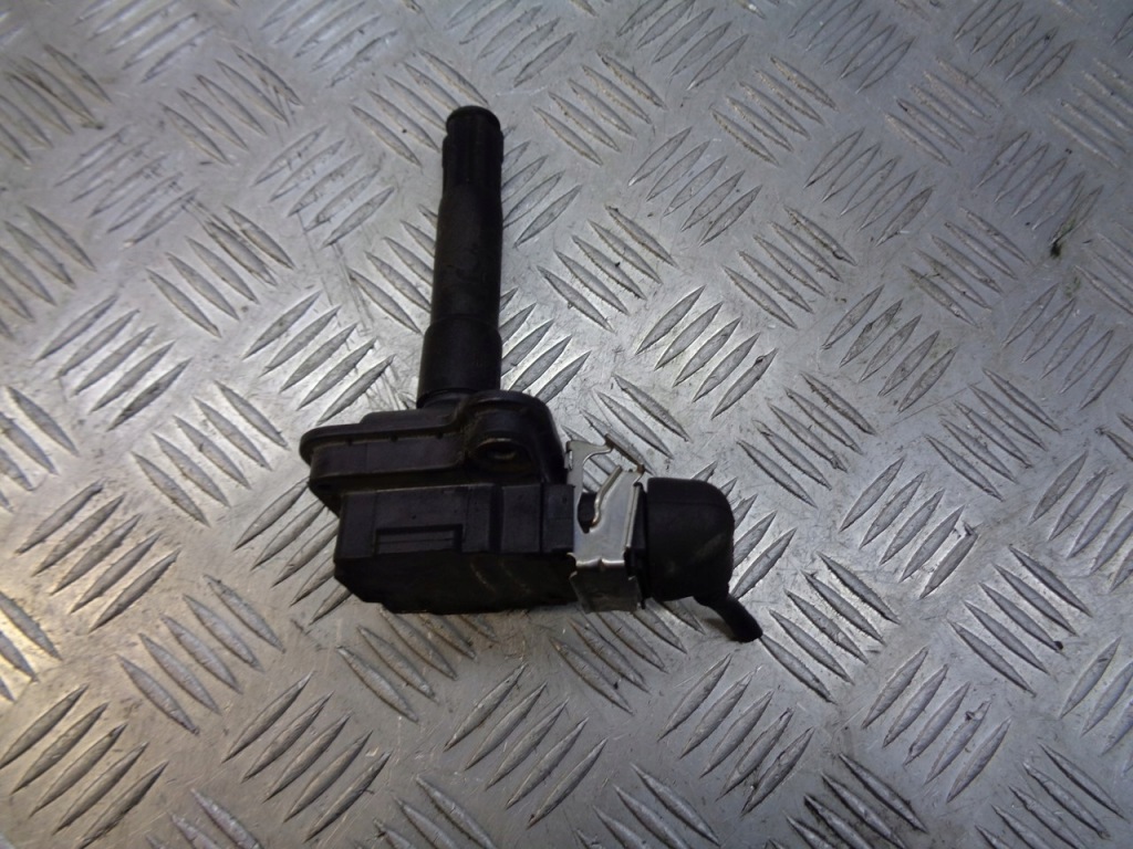 фото №1, Котушка запалювання audi a4 b5 0040100016
