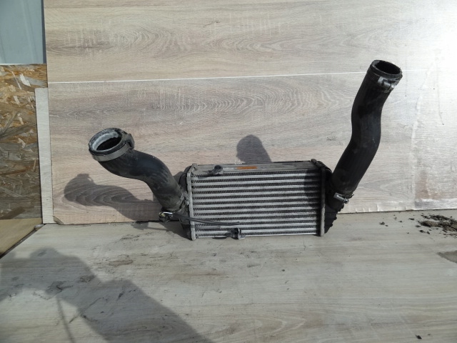 фото №1, Hyundai i20 ii 2015 1,4 crdi интеркулер оригинал