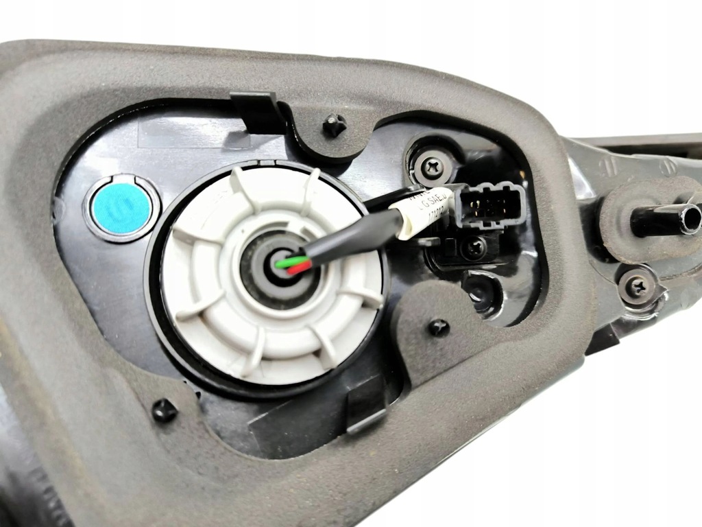 фото №9, Chevrolet bolt 2018 ліва сторона лампи задній кришки багажника