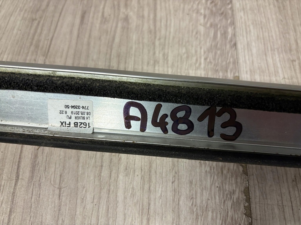 Toyota corolla e21 рейлінг даховий ліве 774-3394-50 Оригінал