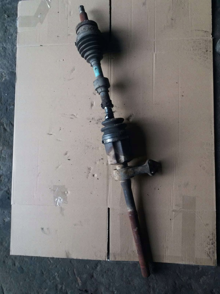 фото №1, Hyundai santa fe ii приводной вал правая перед 2.2 crdi