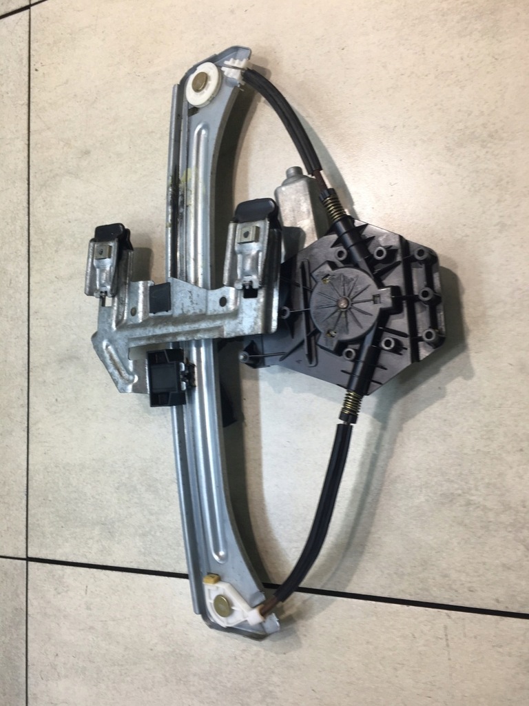 фото №6, Подъемник стекло правый задняя pt cruiser 04724558ae