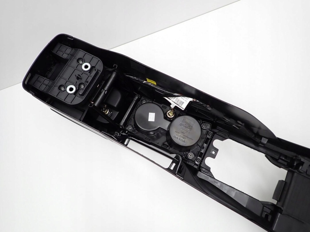 Тунель підлокітник європа оригінал 08632777 volvo v40 2 15r в Україні