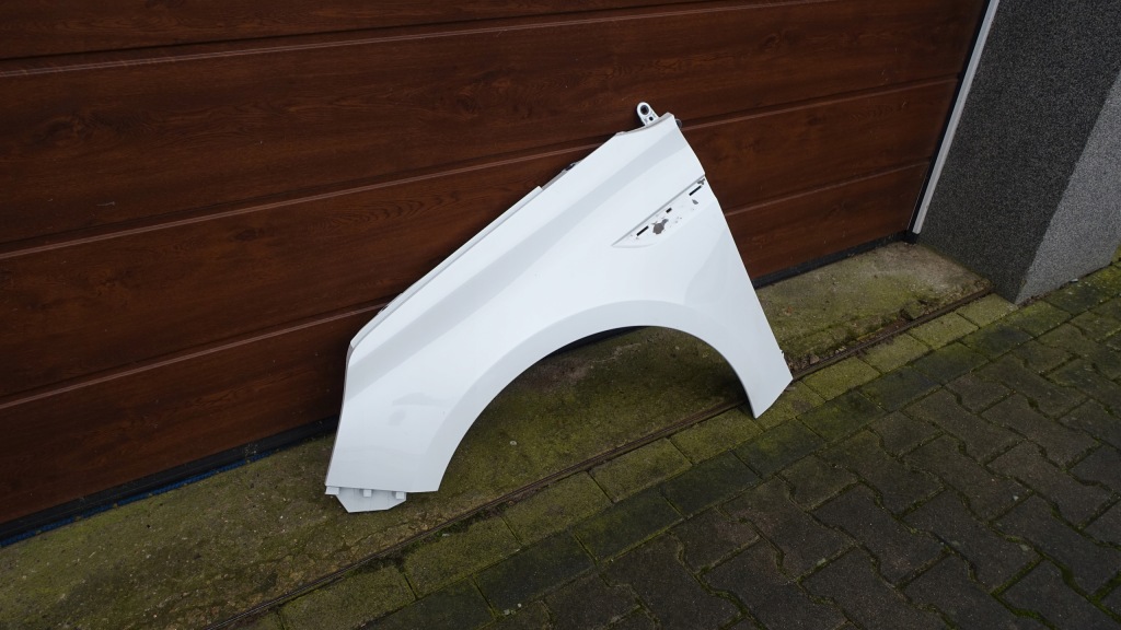 Купить Крыло  перед левое  renault megane iv 4