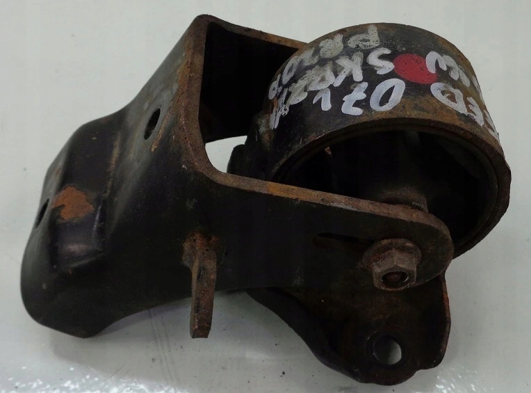 фото №1, Kia ceed i 07 r 1.6 16v подушка коробки